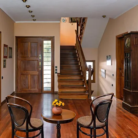 Annelies Pelion Villa